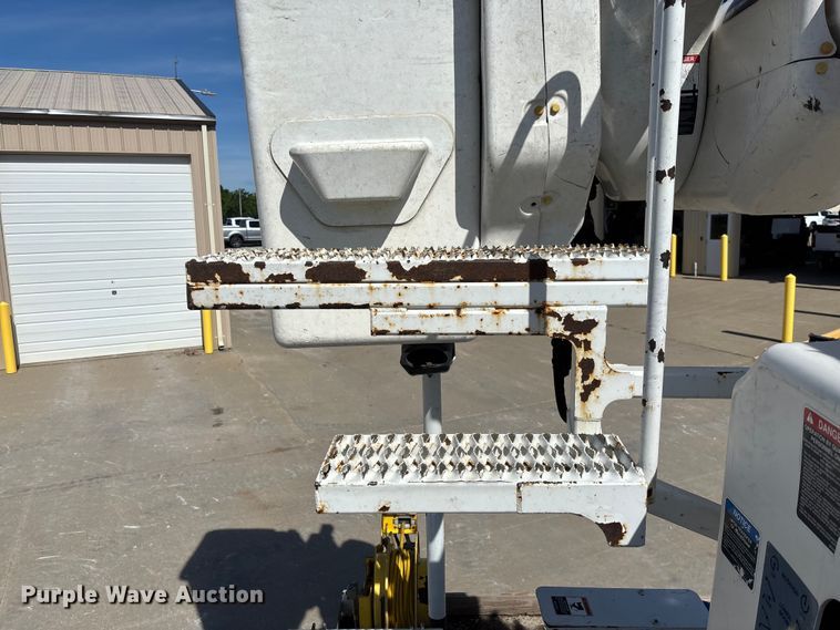 image for item FC1690 2017 Freightliner Business Class M2 bucket truck