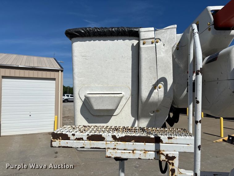 image for item FC1690 2017 Freightliner Business Class M2 bucket truck