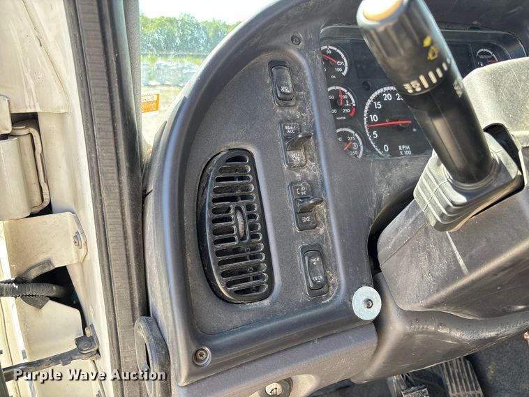 image for item FC1690 2017 Freightliner Business Class M2 bucket truck
