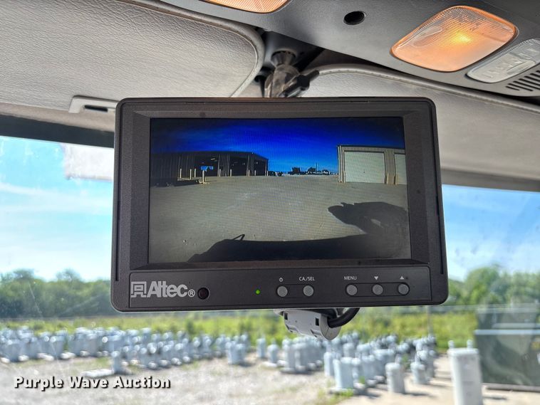 image for item FC1690 2017 Freightliner Business Class M2 bucket truck