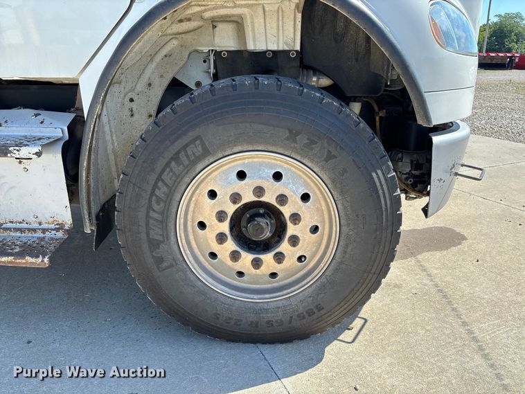 image for item FC1690 2017 Freightliner Business Class M2 bucket truck