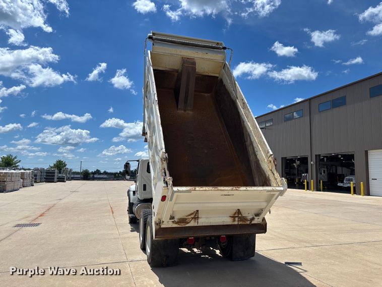 image for item FC1691 2010 International 7500 dump truck