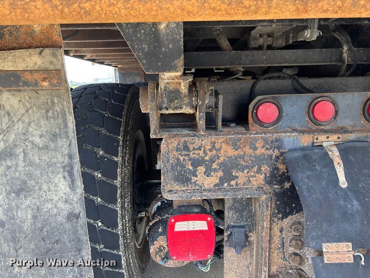 image for item FC1691 2010 International 7500 dump truck