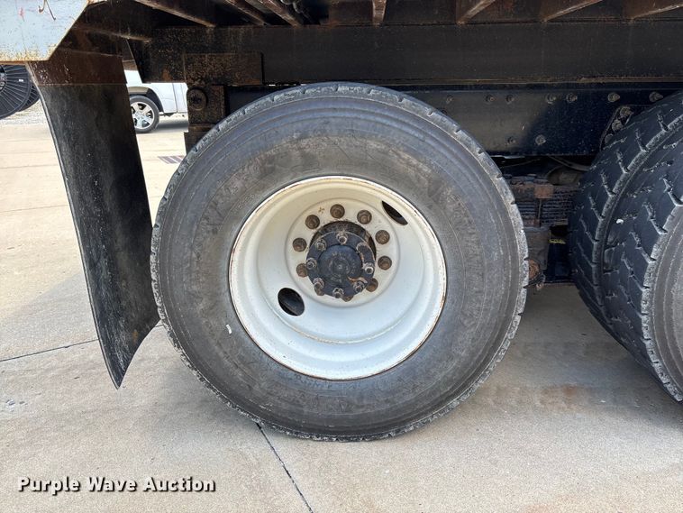 image for item FC1691 2010 International 7500 dump truck