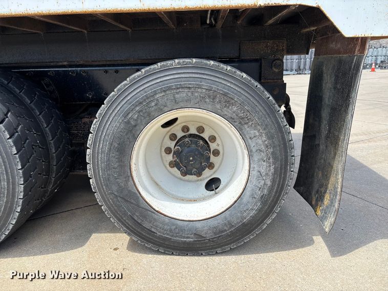 image for item FC1691 2010 International 7500 dump truck