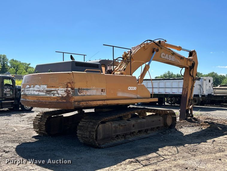 image for item FC2770 2004 Case CX330 excavator