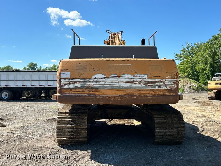 image for item FC2770 2004 Case CX330 excavator
