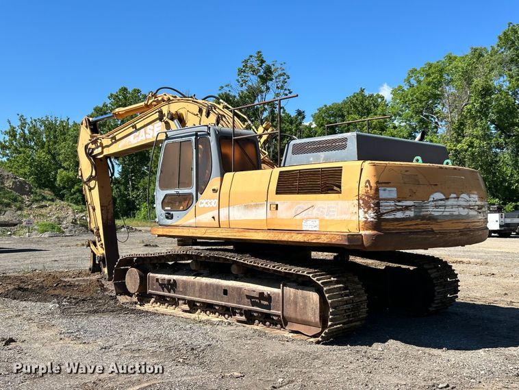 image for item FC2770 2004 Case CX330 excavator