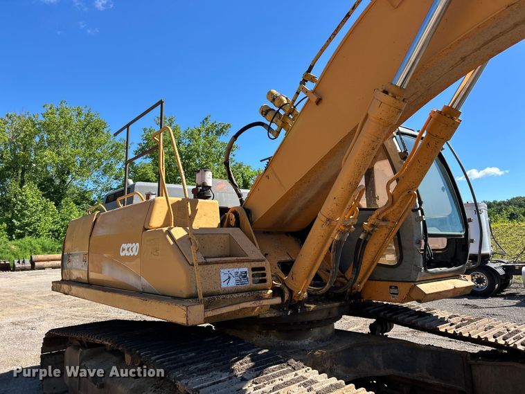 image for item FC2770 2004 Case CX330 excavator