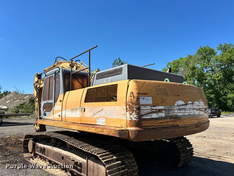 image for item FC2770 2004 Case CX330 excavator