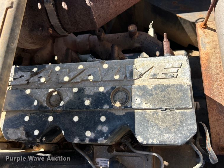 image for item FC2770 2004 Case CX330 excavator