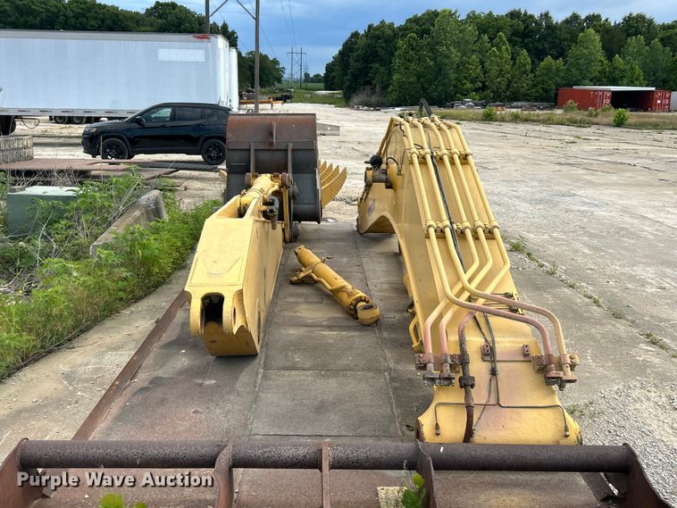 image for item FC2777 Komatsu excavator boom