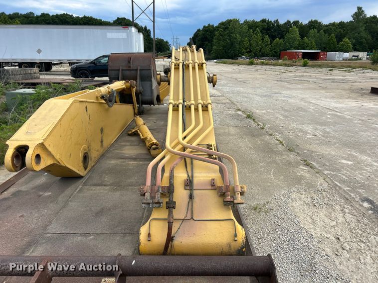 image for item FC2777 Komatsu excavator boom