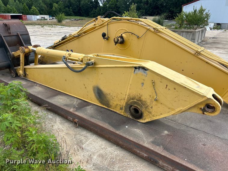 image for item FC2777 Komatsu excavator boom