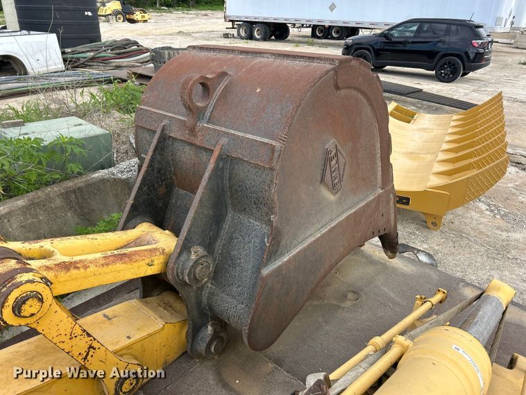 image for item FC2777 Komatsu excavator boom
