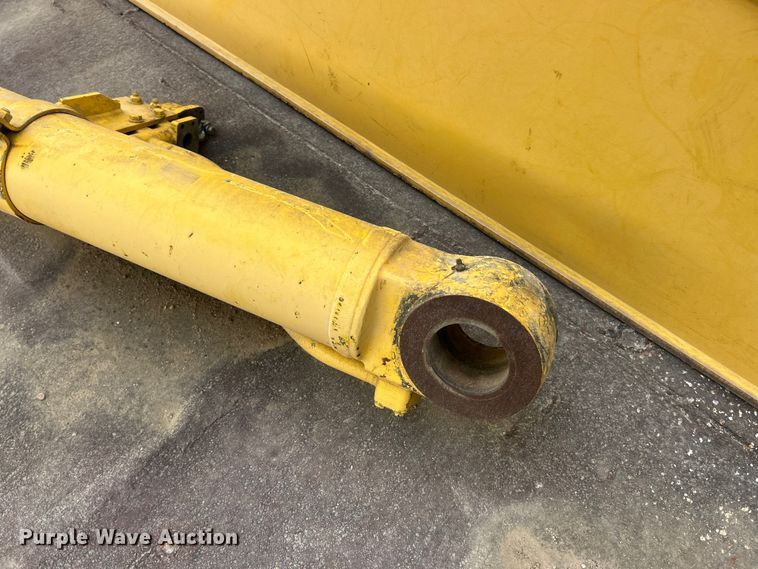 image for item FC2777 Komatsu excavator boom