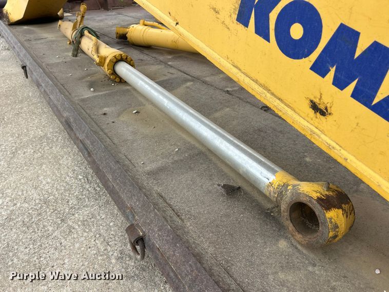 image for item FC2777 Komatsu excavator boom