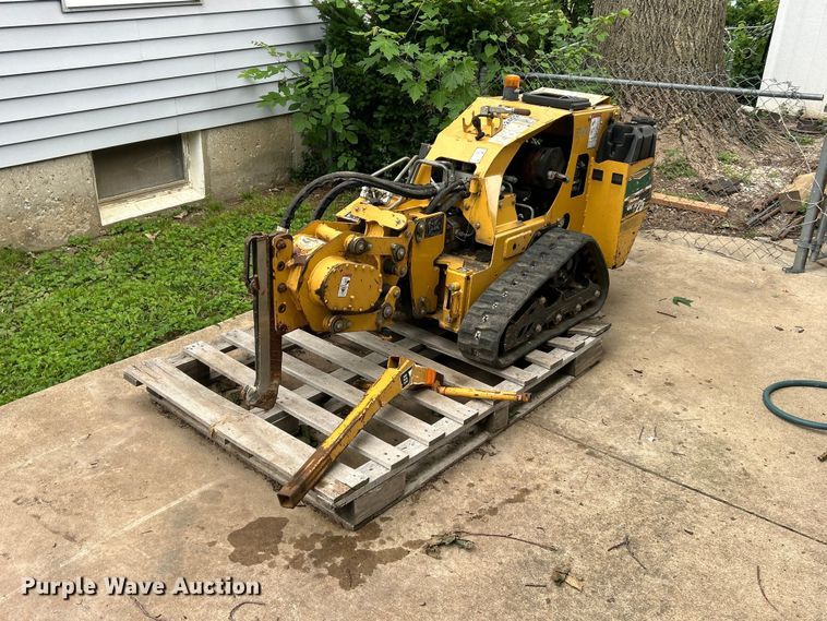 image for item FC2778 2018 Vermeer SPX25 vibratory cable plow