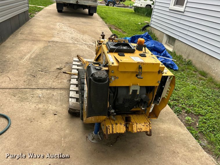 image for item FC2778 2018 Vermeer SPX25 vibratory cable plow