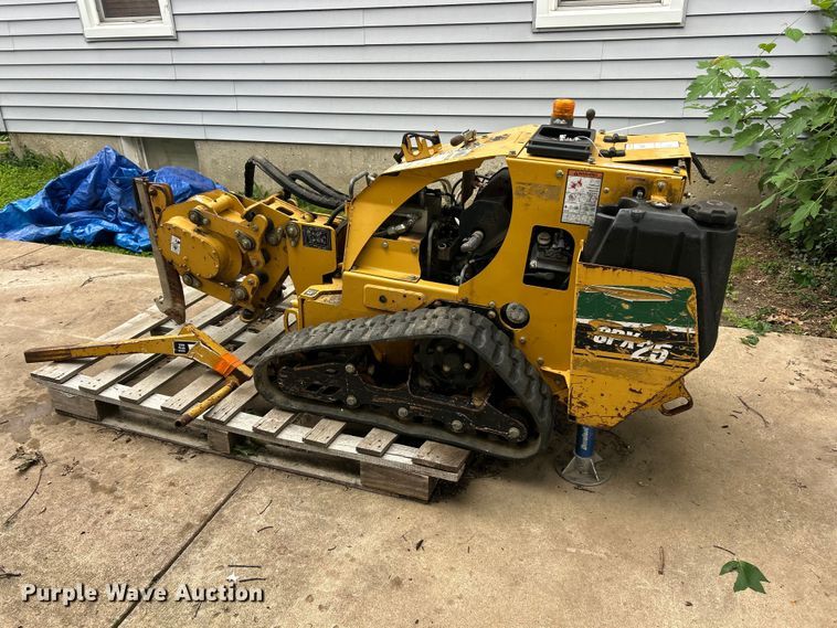 image for item FC2778 2018 Vermeer SPX25 vibratory cable plow