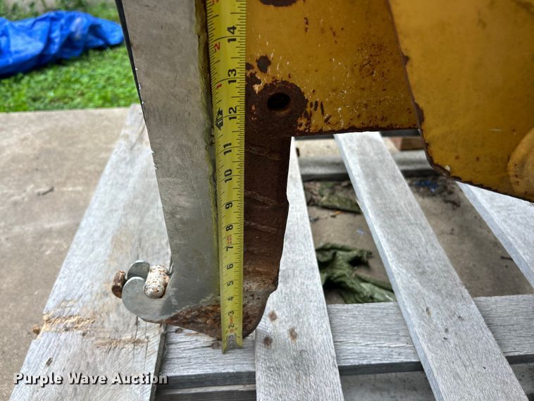 image for item FC2778 2018 Vermeer SPX25 vibratory cable plow