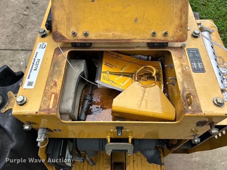 image for item FC2778 2018 Vermeer SPX25 vibratory cable plow