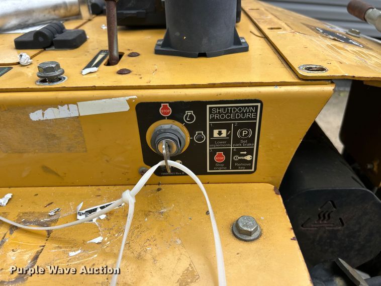 image for item FC2778 2018 Vermeer SPX25 vibratory cable plow