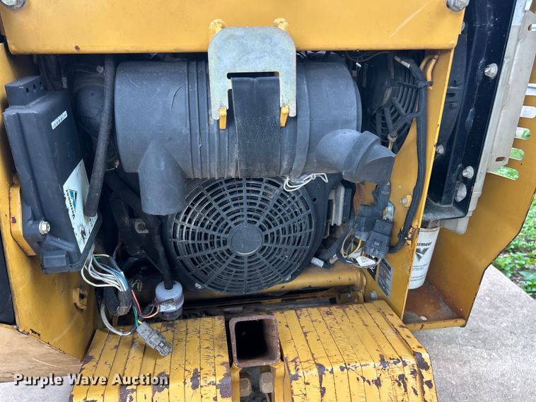 image for item FC2778 2018 Vermeer SPX25 vibratory cable plow