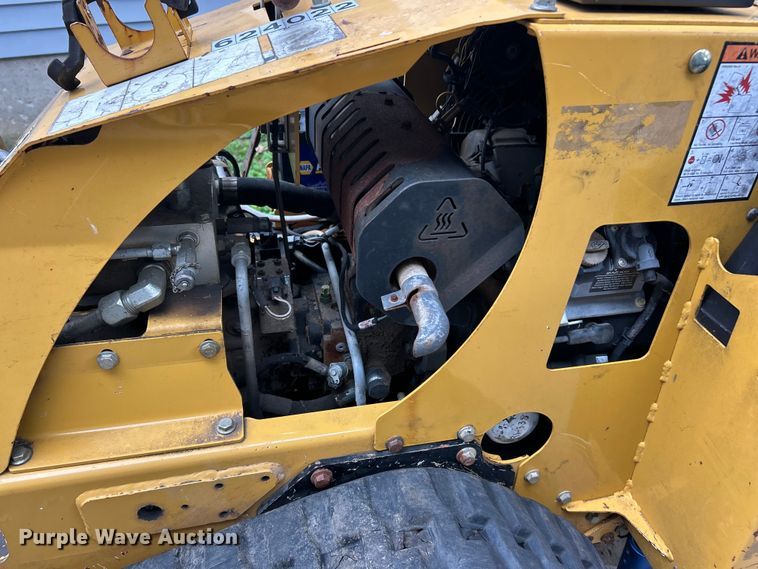 image for item FC2778 2018 Vermeer SPX25 vibratory cable plow