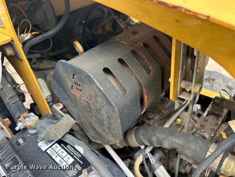 image for item FC2778 2018 Vermeer SPX25 vibratory cable plow
