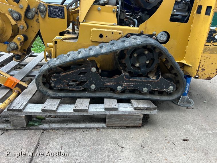 image for item FC2778 2018 Vermeer SPX25 vibratory cable plow