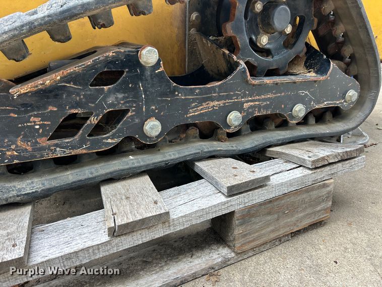 image for item FC2778 2018 Vermeer SPX25 vibratory cable plow