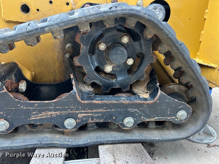 image for item FC2778 2018 Vermeer SPX25 vibratory cable plow