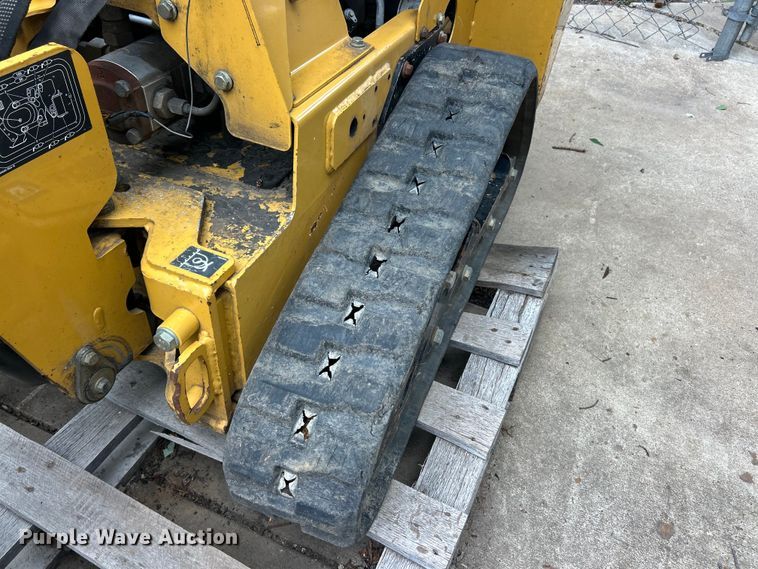 image for item FC2778 2018 Vermeer SPX25 vibratory cable plow
