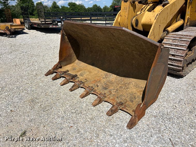 image for item FC2781 1995 Caterpillar 953B track loader