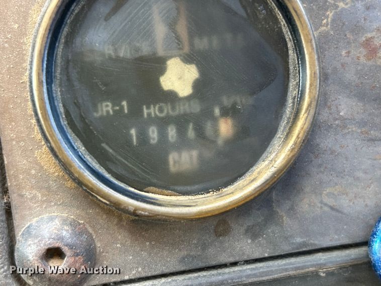 image for item FC2781 1995 Caterpillar 953B track loader