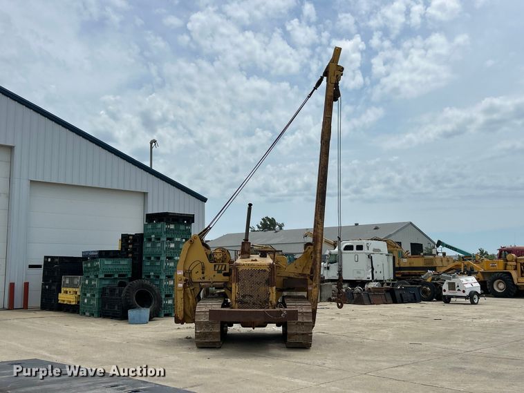 image for item FC2785 1977 Caterpillar D5 pipelayer