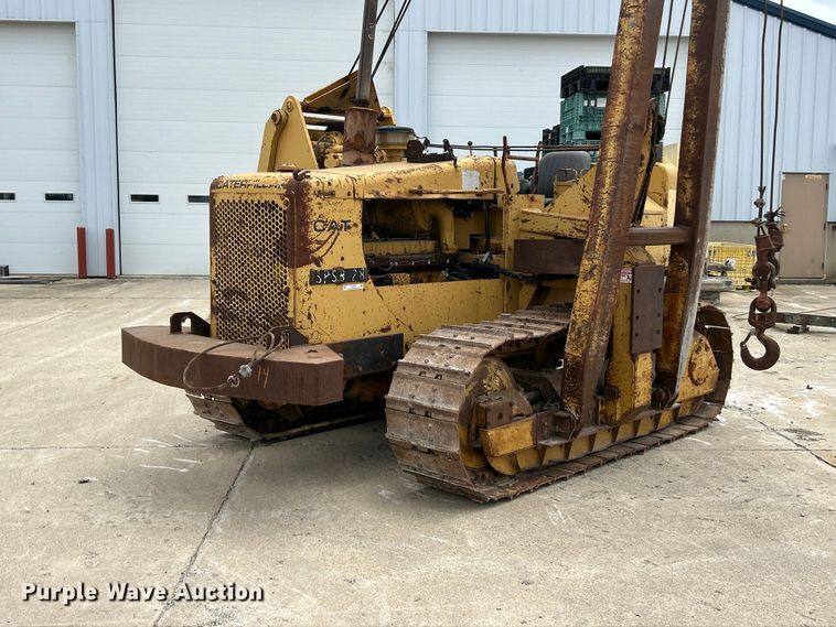 image for item FC2785 1977 Caterpillar D5 pipelayer
