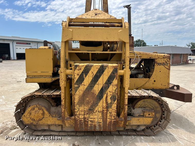 image for item FC2785 1977 Caterpillar D5 pipelayer