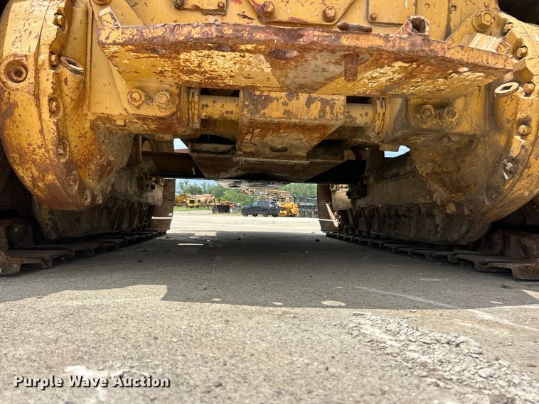 image for item FC2785 1977 Caterpillar D5 pipelayer
