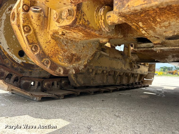 image for item FC2785 1977 Caterpillar D5 pipelayer
