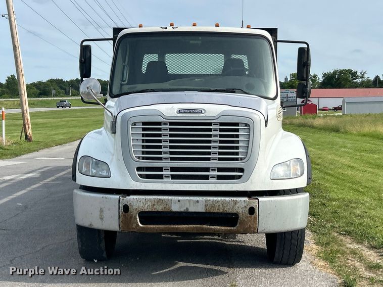 image for item FC2799 2011 Freightliner Business Class M2 flatbed truck
