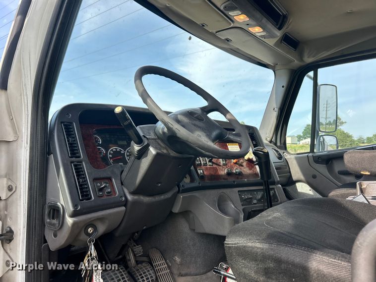 image for item FC2799 2011 Freightliner Business Class M2 flatbed truck