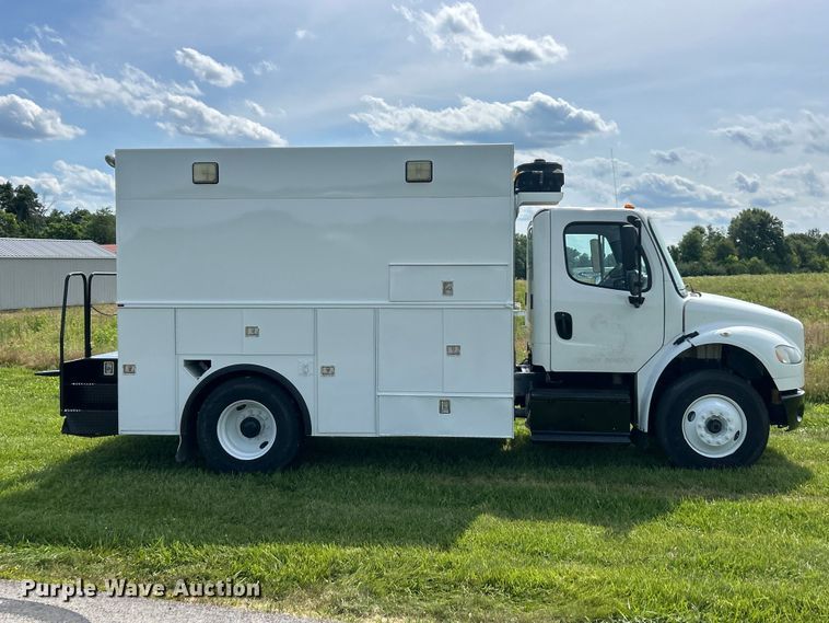 image for item FC2805 2014 Freightliner Business Class M2 utility / service truck