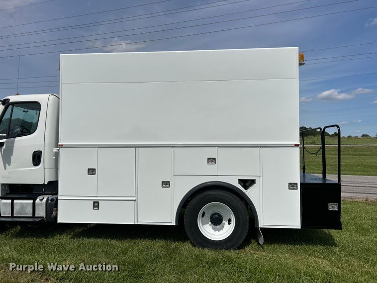 image for item FC2805 2014 Freightliner Business Class M2 utility / service truck
