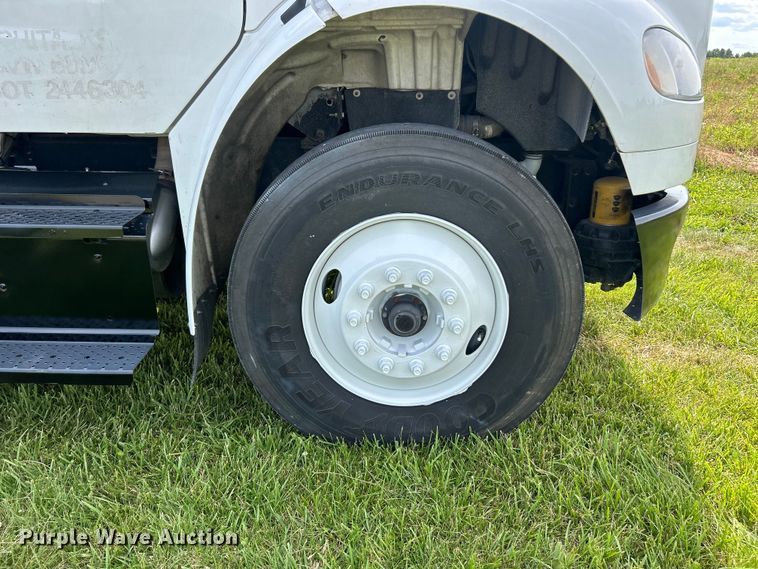 image for item FC2805 2014 Freightliner Business Class M2 utility / service truck