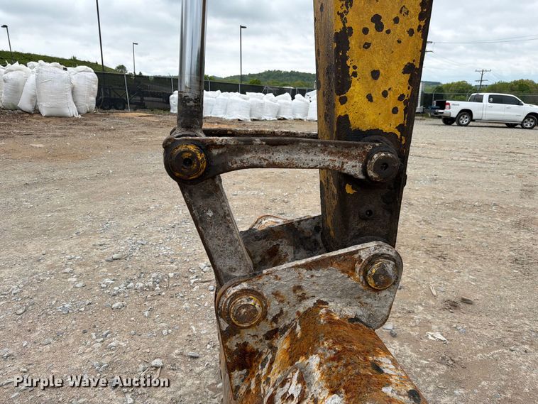 image for item FC3098 2018 Komatsu PC138USLC excavator