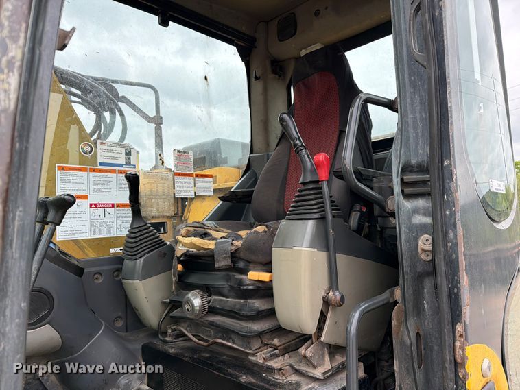 image for item FC3098 2018 Komatsu PC138USLC excavator