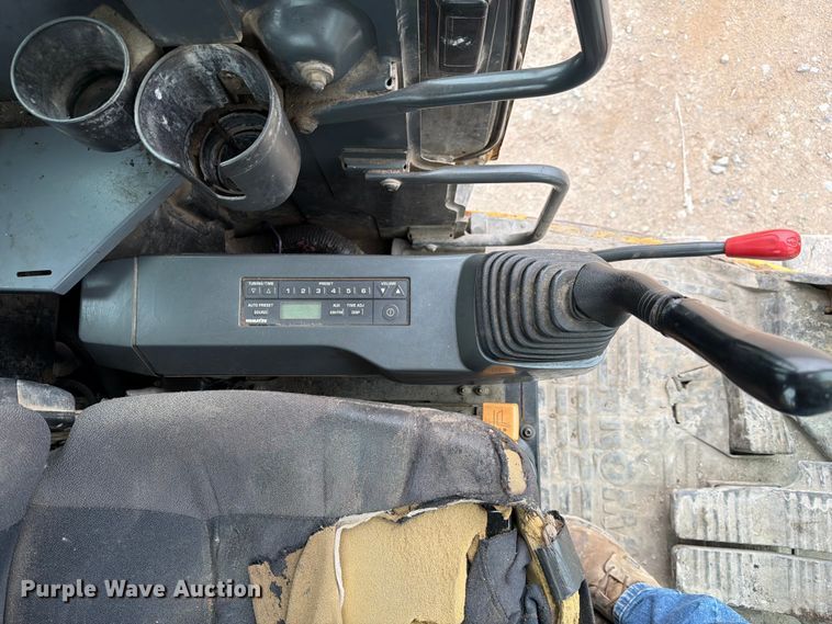 image for item FC3098 2018 Komatsu PC138USLC excavator