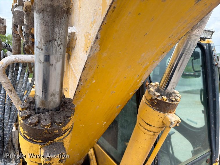 image for item FC3099 2019 Komatsu PC138USLC excavator